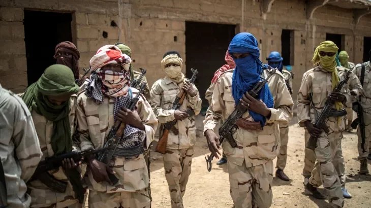Insurgent violence in central Mali kills many, including civilians