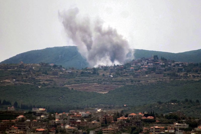 Israeli strikes hit Lebanon despite ongoing ceasefire talks with US mediation