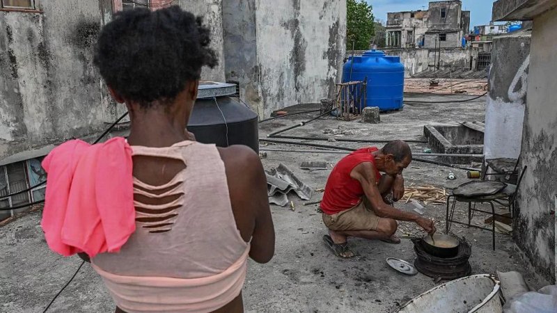 Why did the CIA chief visit Cuba amid the worsening energy crisis?