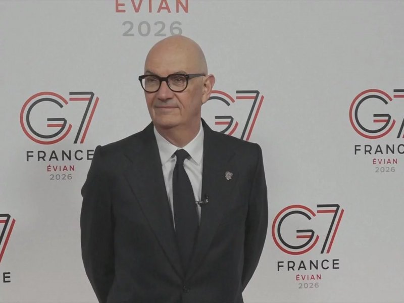 G7 finance ministers meet in paris to address hormuz crisis and global economic risks