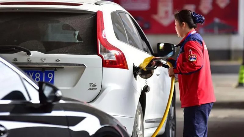 Oil prices surge to highest level since 2022 amid reports of potential US military strikes on Iran