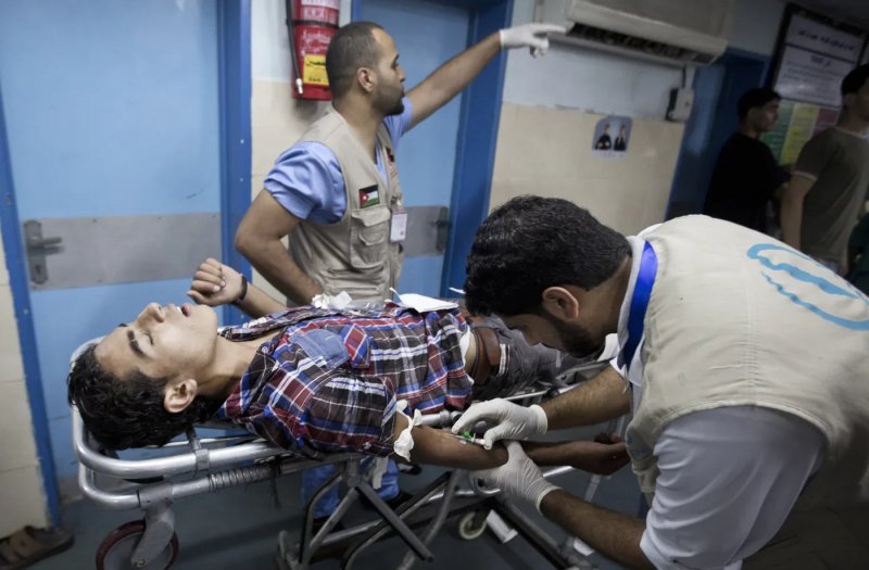 Al-Shifa Hospital reports over 10,000 wounded in Gaza requiring advanced surgery