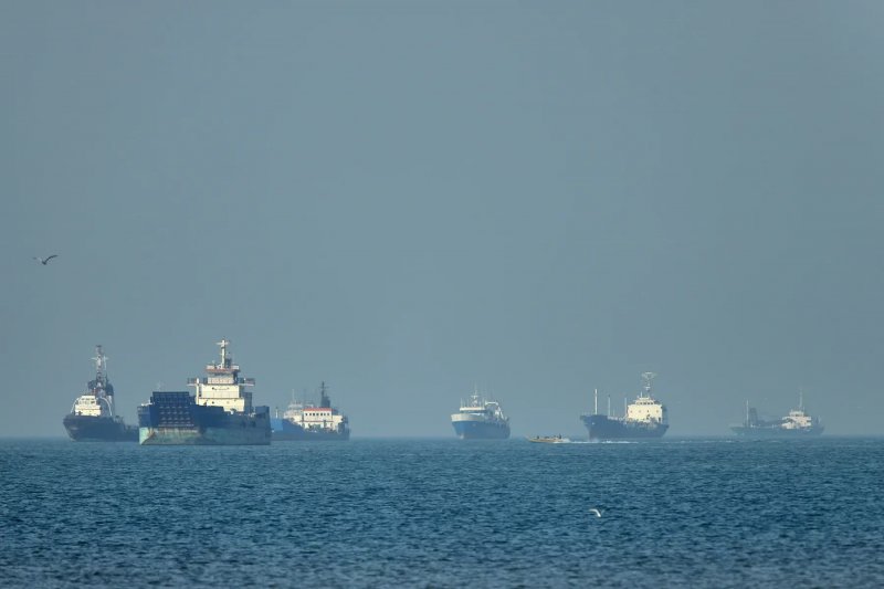 Two US vessels reportedly stranded in Strait of Hormuz rocky waters 