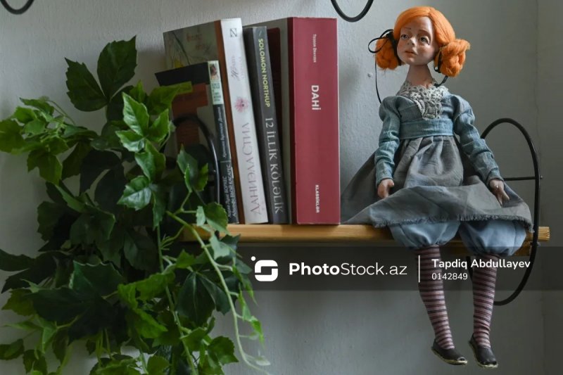 News about - Meet the artist bringing dolls to life with retro nostalgia -  PHOTOS 