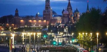 Russia and Ukraine declare rival ceasefires ahead of May 9