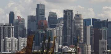 Singapore PM warns economy to slow amid Hormuz crisis