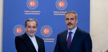 Hakan Fidan, Araghchi hold call on Iran-US negotiations