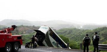 11 dead after bus veers off highway in western Mexico