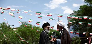 Iran offers Strait deal; Trump dissatisfied but prefers non-military path 