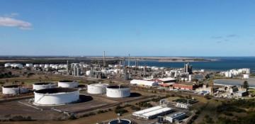 Will refinery outages tighten Australia’s fuel supply amid global disruptions?