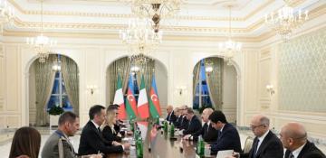 Ilham Aliyev held expanded meeting with Giorgia Meloni