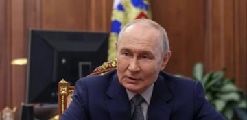Zelensky vs. Putin: Rival ceasefires declared ahead of May 9