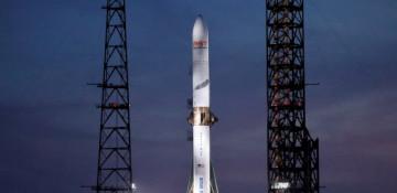 Jeff Bezos shakes up Blue Origin staff incentives ahead of SpaceX IPO
