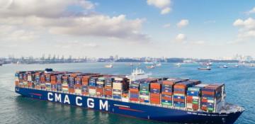 French container ship makes rare Hormuz crossing