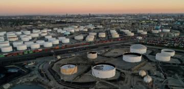 US-Iran clashes push oil prices sharply higher