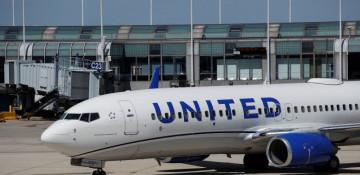 United Airlines flight diverted to Mexico after in-flight emergency
