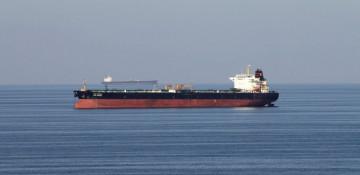 Three oil tankers cross Strait of Hormuz with trackers turned off