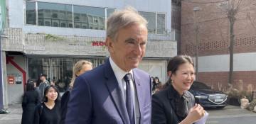LVMH chief Arnault visits South Korea on first trip in 3 years