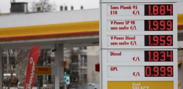 Shell plans sale of French petrol station business