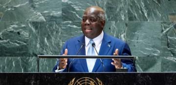 Bahamas prime minister re-elected in early election victory 