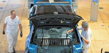 Why are 125,000 more German auto jobs at risk by 2035?