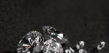 300 diamonds hidden in trousers seized at Moscow airport