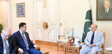 Pakistan’s PM hosts Azerbaijan’s Justice Minister