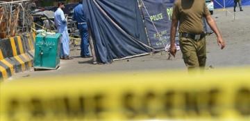 Suicide attack kills 8 Pakistani security personnel