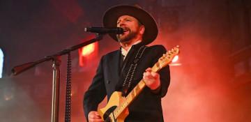 Kiefer Sutherland cancels US tour over low ticket sales