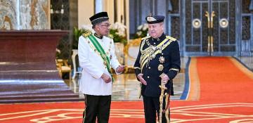 Malaysia PM meets king amid talk of early snap elections
