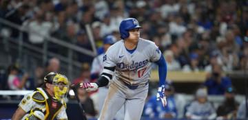Dodgers beat Padres 5-4 on late ninth-inning run