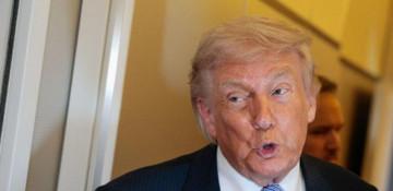 Trump signs executive order restricting banking for non-citizens