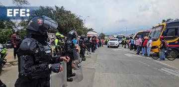 3 killed, 44 injured in clashes between indigenous communities in Colombia 