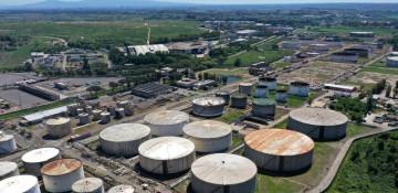 Brent crude climbs after US attacks on southern Iran