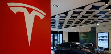 Tesla stock jumps as SpaceX IPO fuels investor focus