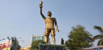 India to remove giant Messi statue over safety fears