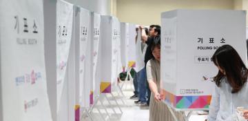 South Korea commences two-day early voting for June 3 elections