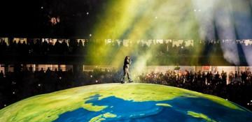 Kanye West rocks Istanbul with historic 118,000-fan show -  VIDEO 