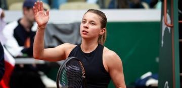 Roland Garros: Maja Chwalińska stuns Olympic champion Qinwen Zheng