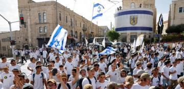 Ultranationalist jews chant racist slogans during annual march in jerusalem’s old city