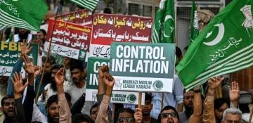 Pakistan secretly deploys fighter jets and 8,000 troops to Saudi Arabia amid Iran conflict