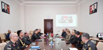 Azerbaijani and Turkish military delegations meet