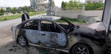 Illegal settlers assault Palestinian man and burn equipment in southern Hebron