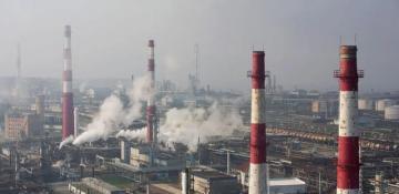 Ukraine steps up strikes on Russian oil refineries amid ongoing war