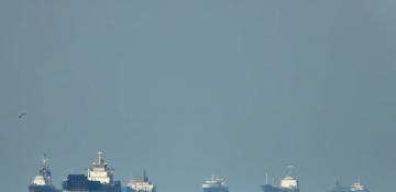 Two US vessels reportedly stranded in Strait of Hormuz rocky waters 