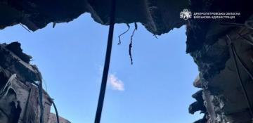 Russian overnight attack strikes Dnipro apartment building -  PHOTOS 