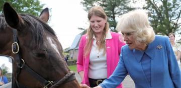Queen Camilla concludes US State Visit with a stop at Virginia Horse Farm -  VIDEO 