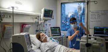 French cruise passenger with hantavirus placed on artificial lung