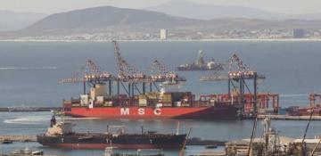 Iran shipping official says all Gulf Arab ports halted 