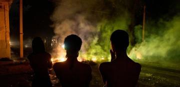 Chaos in Havana as massive blackouts spark street protests